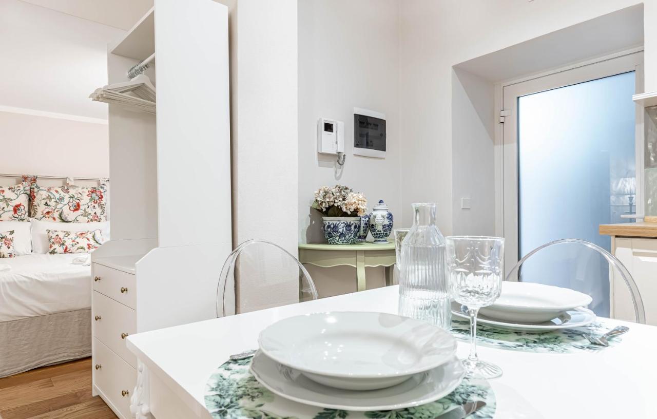 Casa Colonna Romantic Apartment Corso Di Porta Ticinese Мілан Екстер'єр фото