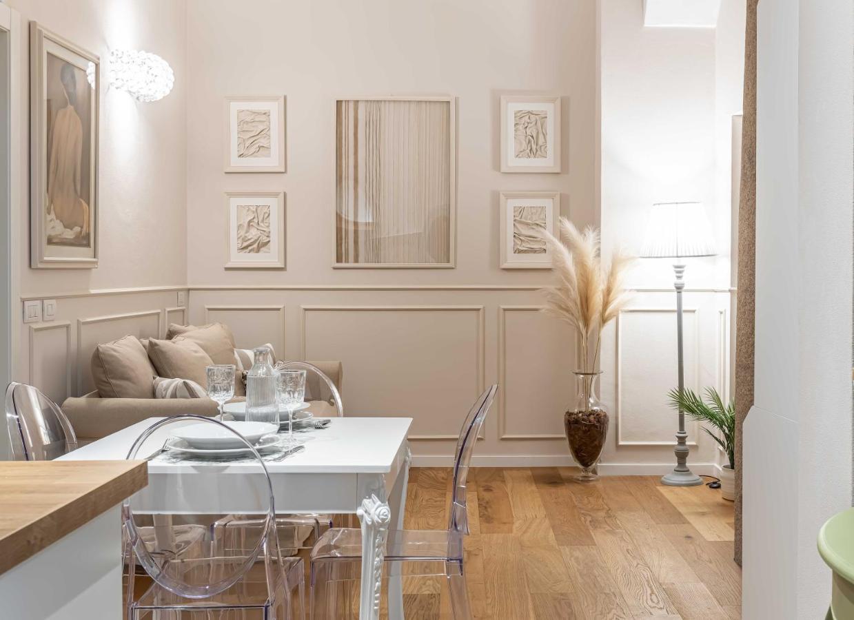Casa Colonna Romantic Apartment Corso Di Porta Ticinese Мілан Екстер'єр фото